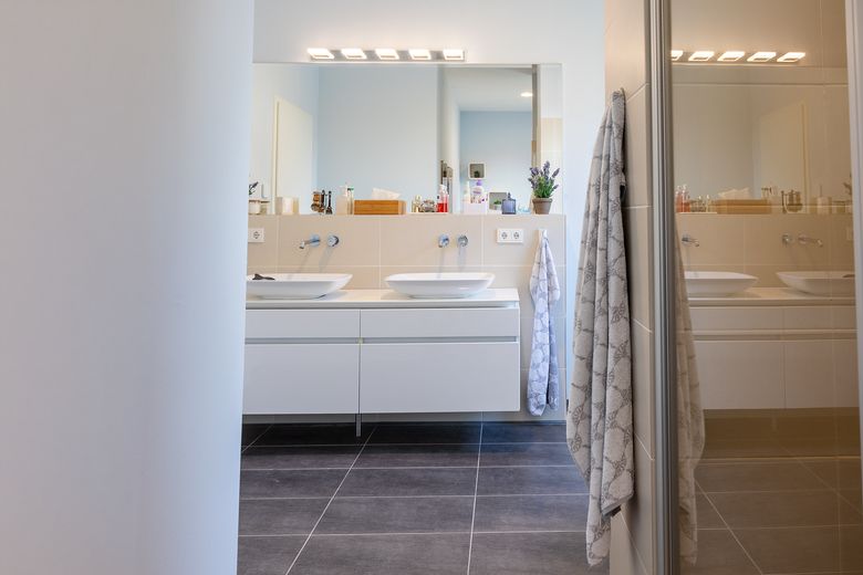 ¡Ubicación, ubicación, ubicación! ¡Apartamento en la Speicherstadt junto al agua! – Badezimmer