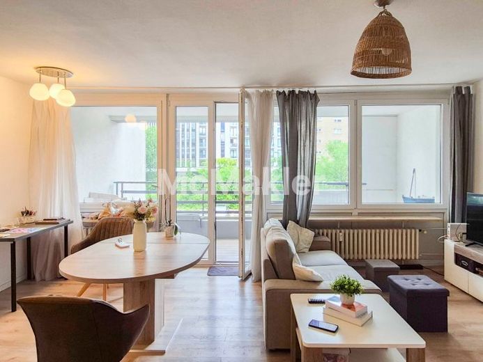 Bezugsfreies City-Apartment mit großem Balkon in begehrter Lage von Berlin-Tiergarten! – Foto 1