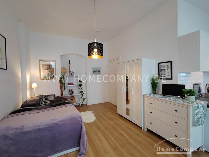 Sehr zentrale Einzimmerwohnung – 32f35f7b7143ffca876a4a272c8398abd177e623.jpg