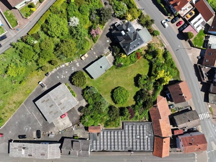 Attraente terreno edificabile per impresa di costruzioni nel cuore di Freigericht-Somborn – Foto 1