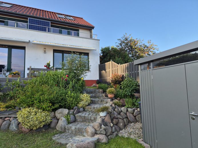 Exklusives Wohnhaus im Seebad Altefähr auf Rügen – Foto 2