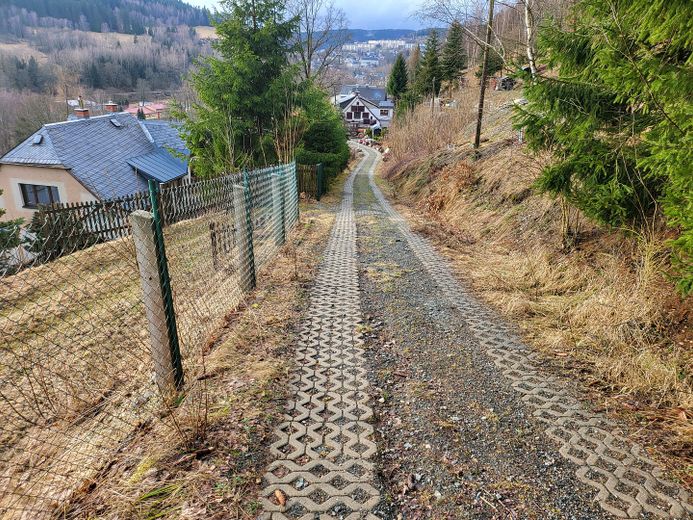 Zufahrt, öffentl. Straße