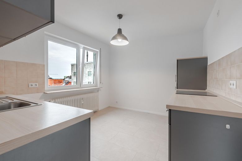 Helle 3-Zimmer-Wohnung mit großem Balkon im Herzen von Bensheim – Küche