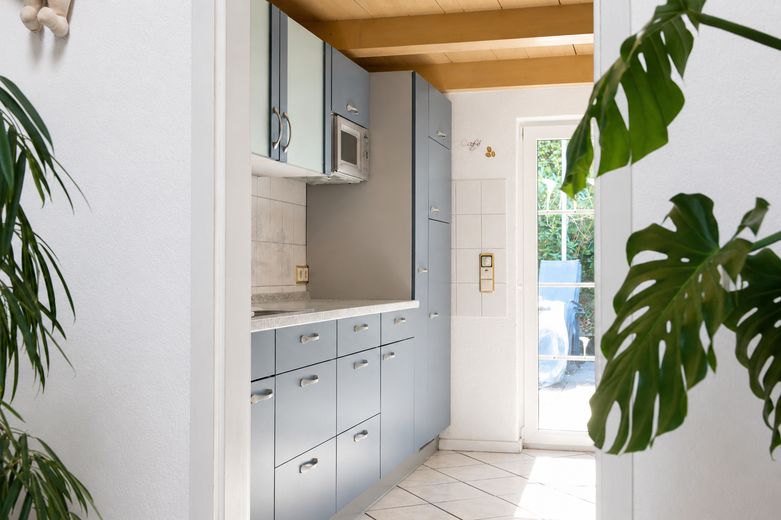 Todo en una sola planta: bungalow con potencial en Kerpen-Horrem – Foto 2