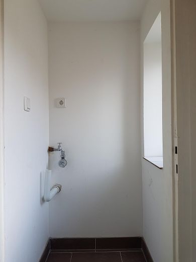 3,5-Zimmer-Altbauwohnung (90m²) im denkmalgeschützten Straßenzug – Abstell-/Waschmaschinenraum