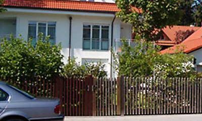 2-Zimmer Wohnung mit Südbalkon – Hausansicht