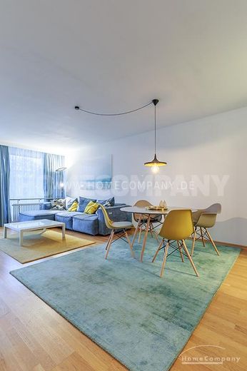 ***Modern möblierte 2-Zimmer Wohnung mit Balkon. – 863440a3aeb5467ab9d5b81e2a728c5a2edd15b3.jpg