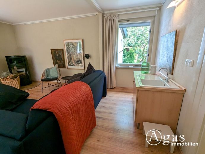 Sonniges Baugrundstück mit Ferienhaus und Garage - direkte Waldrandlage in Melchow – Zimmer 1