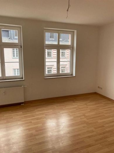 Großzügige 3-Zimmer mit Laminat, Aufzug und Wannenbad in Uninähe! – PHOTO-2022-02-24-11-26-19_6