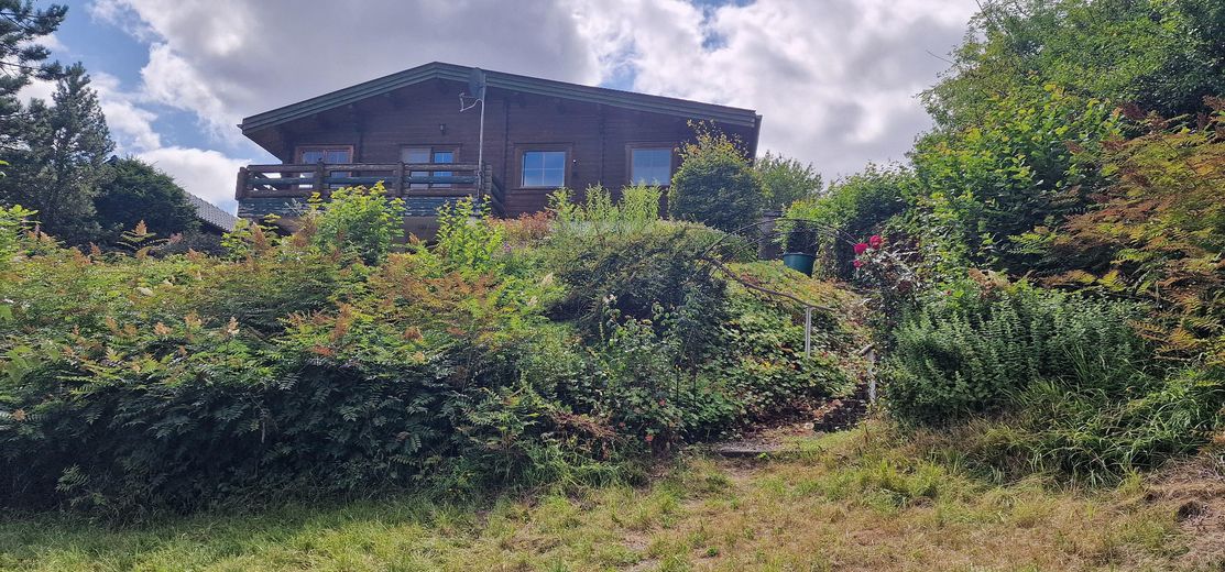 Schönes Freistehendes Haus in Bad Sachsa-Steina – Hausansicht Nord-Ost_Bild 2