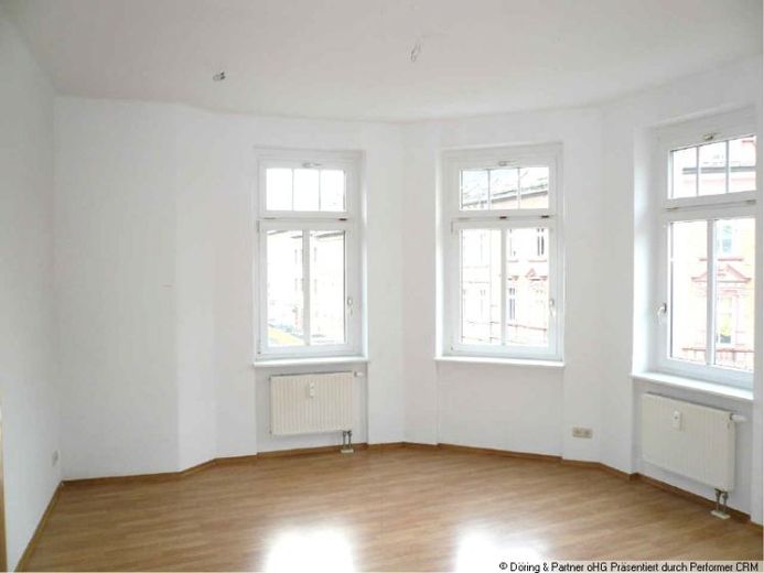 Schicke, optimal aufgeteilte 3-Raum-Wohnung mit Personenaufzug im 2.OG ! – Foto 1