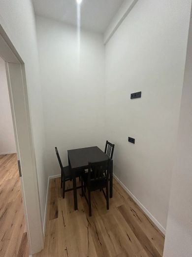 Pokój w mieszkaniu współdzielonym z dobrą infrastrukturą / Emserstraße 40, Frankfurt / WE6 / 2.OG po lewej / pok.1 – Gemeinschaft
