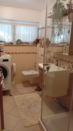 Modernize edilmiş 4 odalı daire – Fotoğraf 13