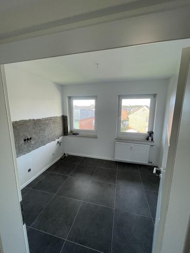 2-Zimmer Wohnung mit Balkon und Garage – Küche