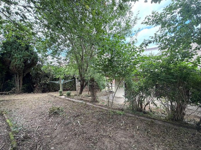 Tolles Zweifamilienhaus * in Loßburg-Betzweiler – Garten