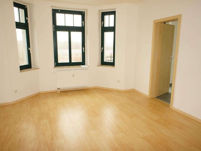 Disponibile dal 1.1.27 - posizione centrale - grande cucina al 3° piano – Foto 1