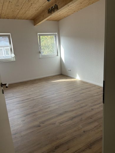 Zimmer in zwei Neubau-Maisonettewohnungen an Studenten zu vermieten – Foto 2