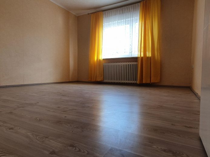 Casa per più generazioni con due unità abitative separate – Schlafzimmer 1.OG