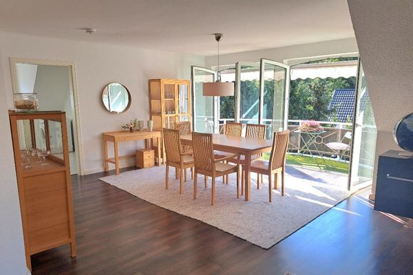 Da privato: soleggiato appartamento maisonette su un intero piano a HH/Wohldorf-Ohlstedt