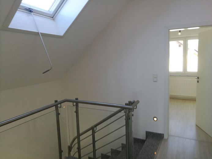 Langen - Moderne Maisonette im Herzen der Altstadt – Flur/DG