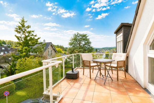 Elegancki 3 - 4-pokojowy maisonette z galerią w samym centrum Königstein
