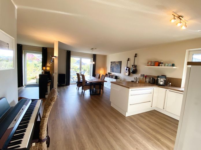 Blick von Küche zum EZ