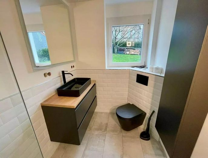 Traumhaus mit Einliegerwohnung in Saabrücken, Pool, Sauna, Klima .... – Bad Einliegerwohnung