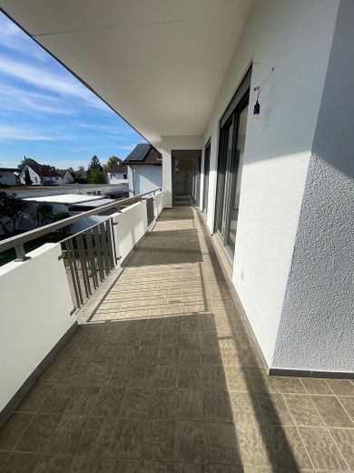 Hermosa casa unifamiliar - reformada integralmente - mucho espacio para toda la familia - ¡sin agente inmobiliario! – OG Balkon (umlaufend)