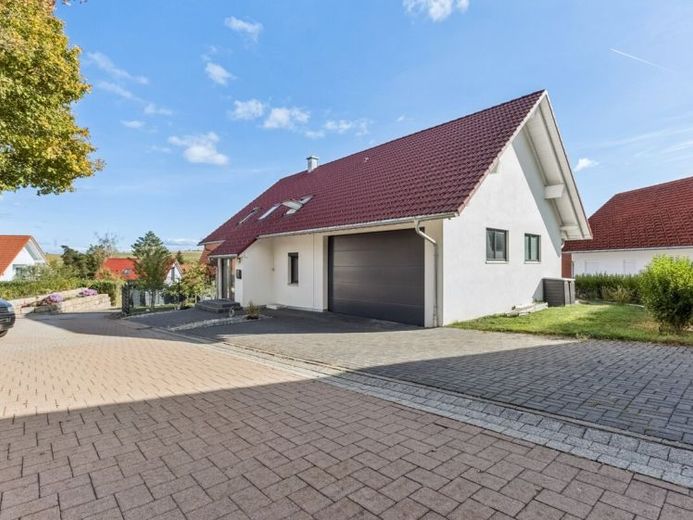 Efficienza energetica A+ / Casa unifamiliare con appartamento indipendente – Foto 1