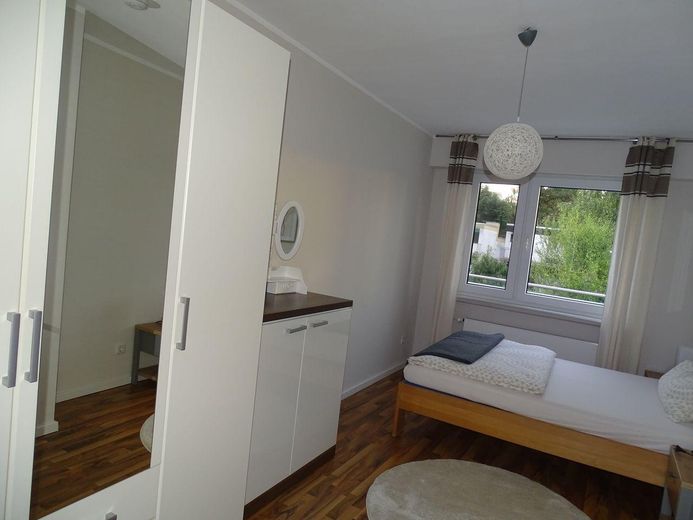 🏡 Moderne Möblierte Wohnung – Voll ausgestattet – zentrale Lage – Einziehen & Wohlfühlen! – Foto 7