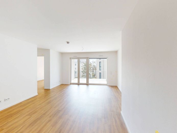 ++Exklusiv wohnen: top-moderne 3-Zimmer-Wohnung mit EBK, Balkon & 2 Bädern++ – Ansicht I: Wohn- und Esszimmer