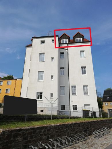 2-Zimmer Dachgeschoss Wohnung – Außenansicht hinten