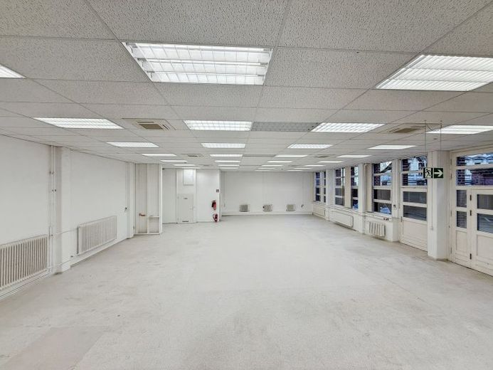 Erdgeschoss-Gewerbe-Loft im Bergmannkiez (Kreuzberg), PKW-Außenstellplatz optional möglich... – Foto 1