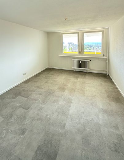 Appartamento di 3 locali completamente ristrutturato con vista panoramica, cucina componibile e garage – Kinderzimmer / Arbeitszimmer