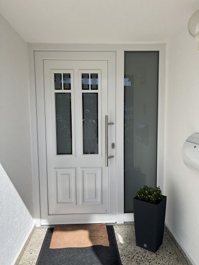 Reihenhaus – Haustüre