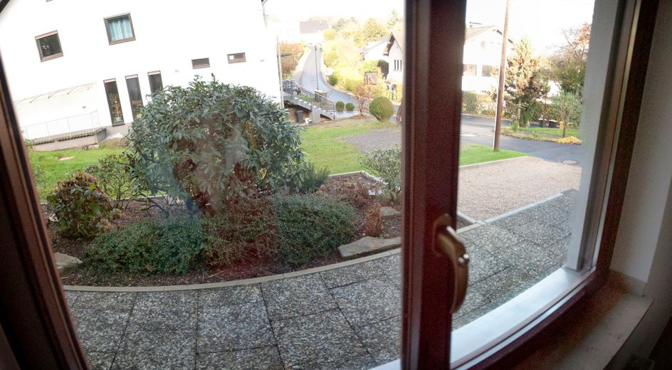 Luxuriöse 3-Zimmer Wohnung in Hoffnungsthal, edle Einbauküche mit Vollausstattung – Aussicht Büro