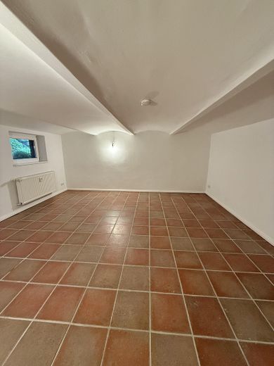Repräsentative Gewerbefläche im Zentrum von Wandlitz – Flexraum Souterrain