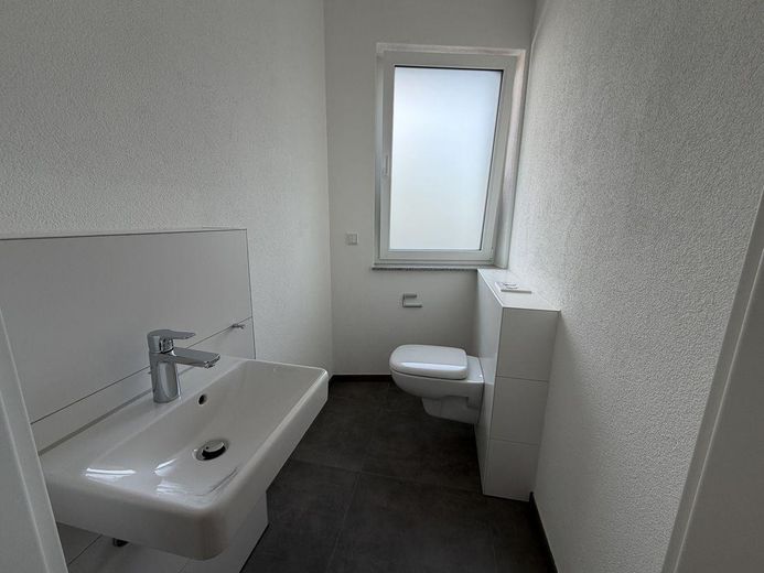 Panoramik Manzaralı Özel Penthouse Dairesi – 2026 Yeni Yapı | 3,5 Oda | 93,13 m² | Çatı Terası – Gäste WC