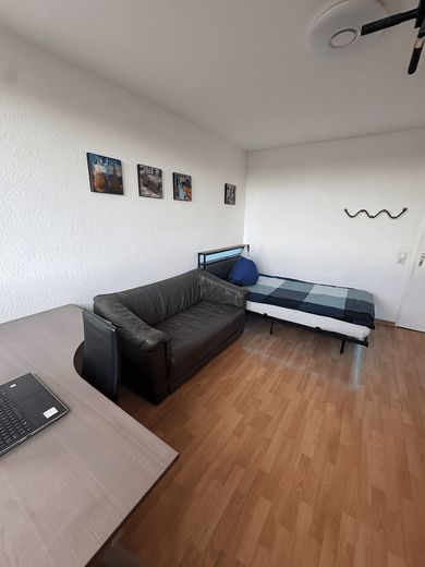 Schlafzimmer größer