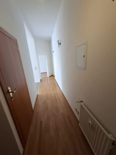Flur von der Eingangstür aus