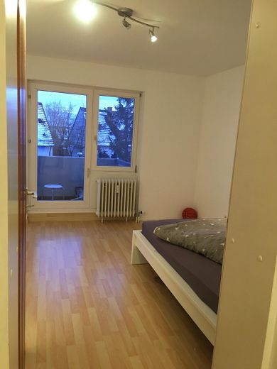 3 Zimmerwohnung Stuttgart- Vaihingen – Schlafzimmer