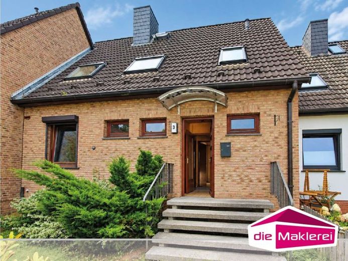 Tussenwoning op eigen grond met garage en mogelijkheden voor eigen inrichting – Foto 1