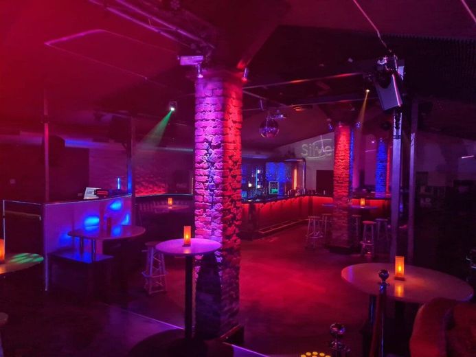 Eventlocation &amp; Club in Berlin zur Miete - bis 200 Gäste | Komplett ausgestattet – 2024-07-29 18.45.44