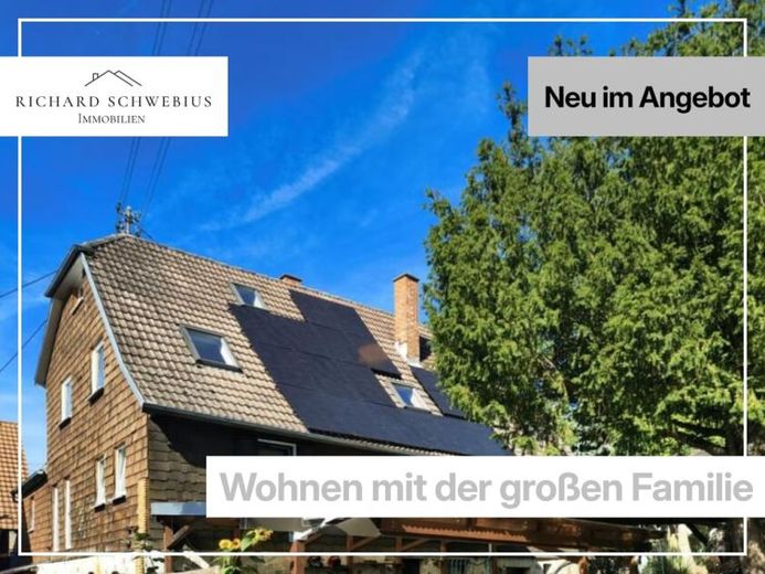 Großzügiges Zweifamilienhaus mit Traumgarten, PV-Anlage und Mieteinnahmen – Foto 1