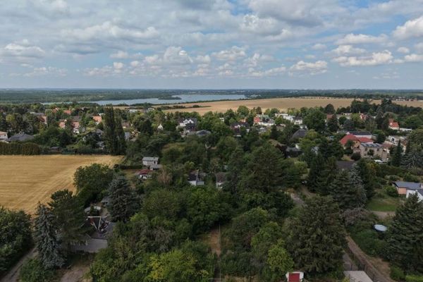 Parcela edificable urbanizada para vivienda unifamiliar o casa pareada en Markkleeberg-Auenhain