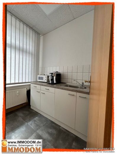 3-Zimmer-Büro mit Möblierung &amp; Einbauküche in Zwickau, verkehrsgünstige Lage, zu vermieten! – Innenansicht