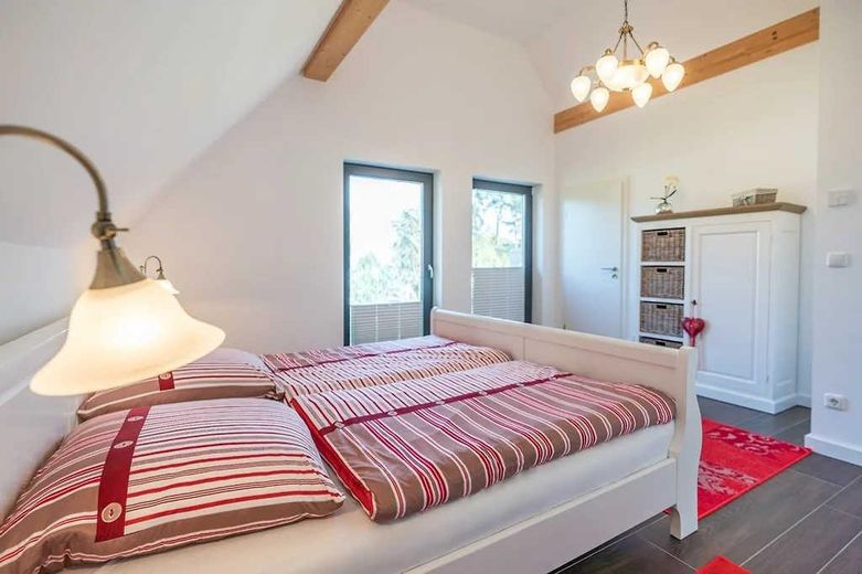 Schlafzimmer Nr. 2 OG