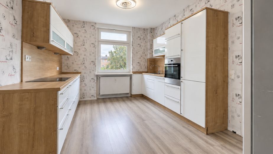Jobcenter – جوب سنتر – Джобцентер – deine neue Wohnung ist fertig! – Küche