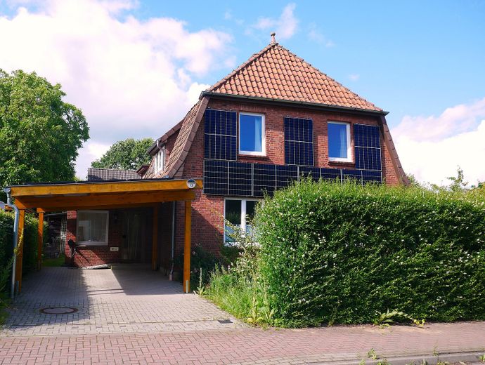 Haus für große Familien  und/oder Wohnen und Arbeiten unter einem Dach – Hauseingang