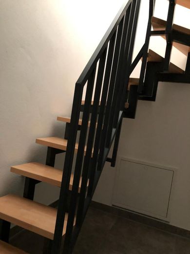 Wendeltreppe v. Hobbyr. aus